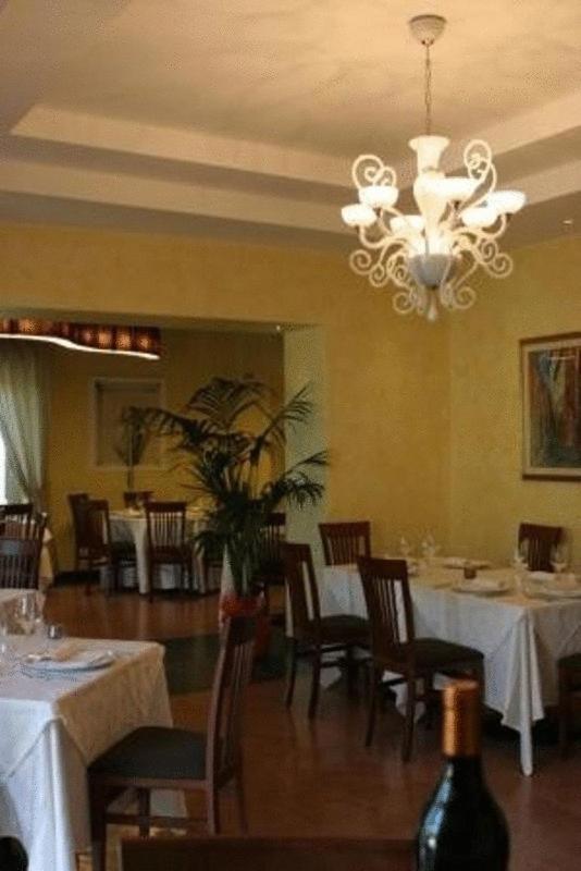 Relais Villa Fornari Camerino Exterior foto