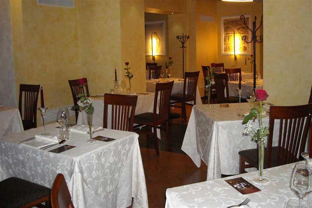 Relais Villa Fornari Camerino Exterior foto