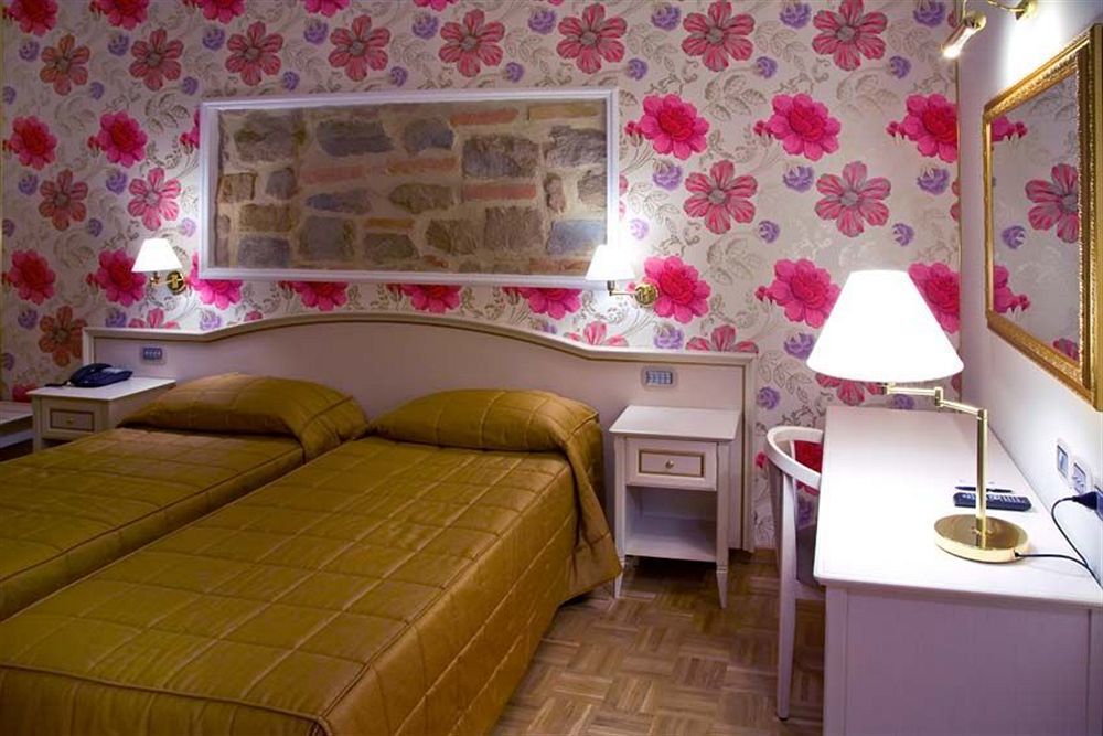 Relais Villa Fornari Camerino Exterior foto